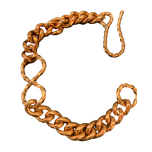 Load image into Gallery viewer, Infinitely Twisted Curb Chain Bracelet